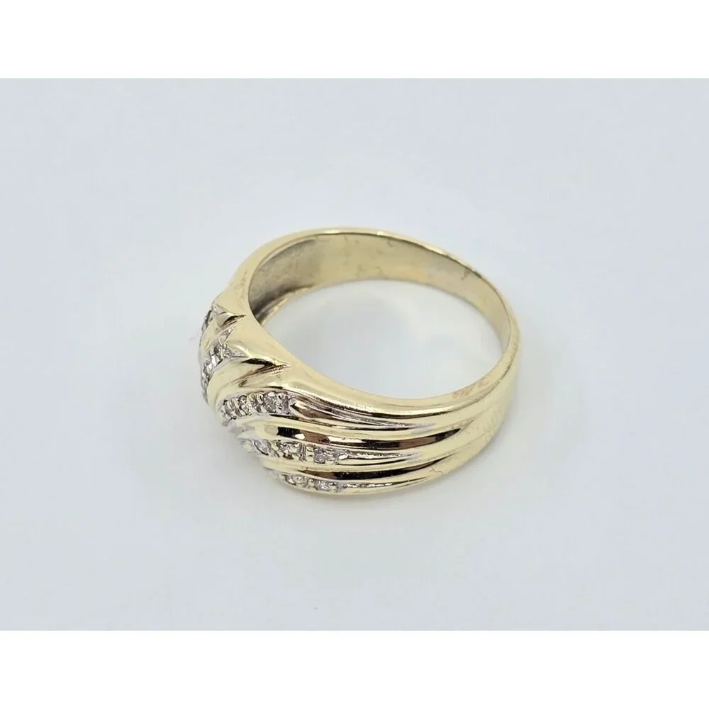 Beautiful 14K Karat Solid Yellow Gold Designer Wavy Diamond Wide Ring Size 5.50